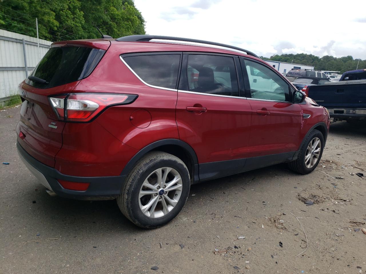 1FMCU0G92JUB62644 2018 Ford Escape Se