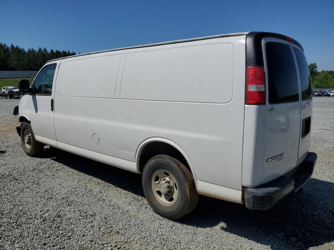 1GCWGBFG0G1224573 2016 Chevrolet Express G2500