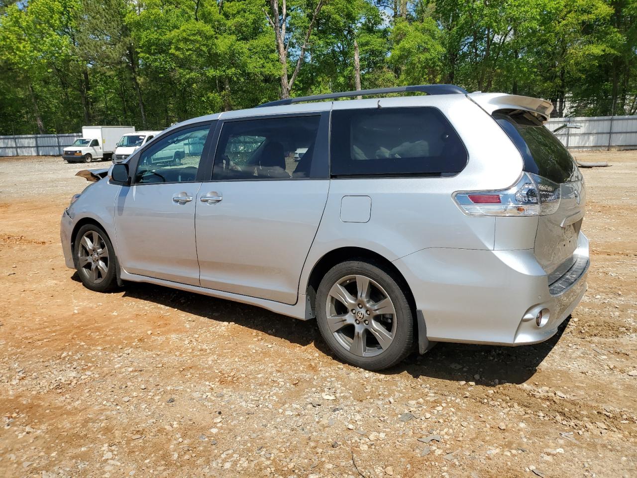 Lot #3029335688 2020 TOYOTA SIENNA SE