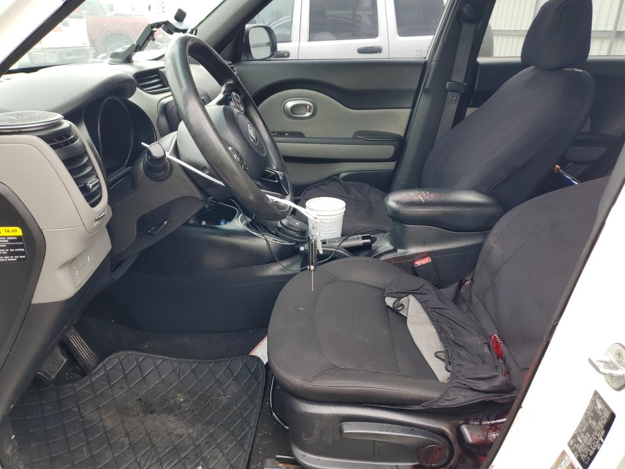 KNDJN2A23H7450889 2017 Kia Soul