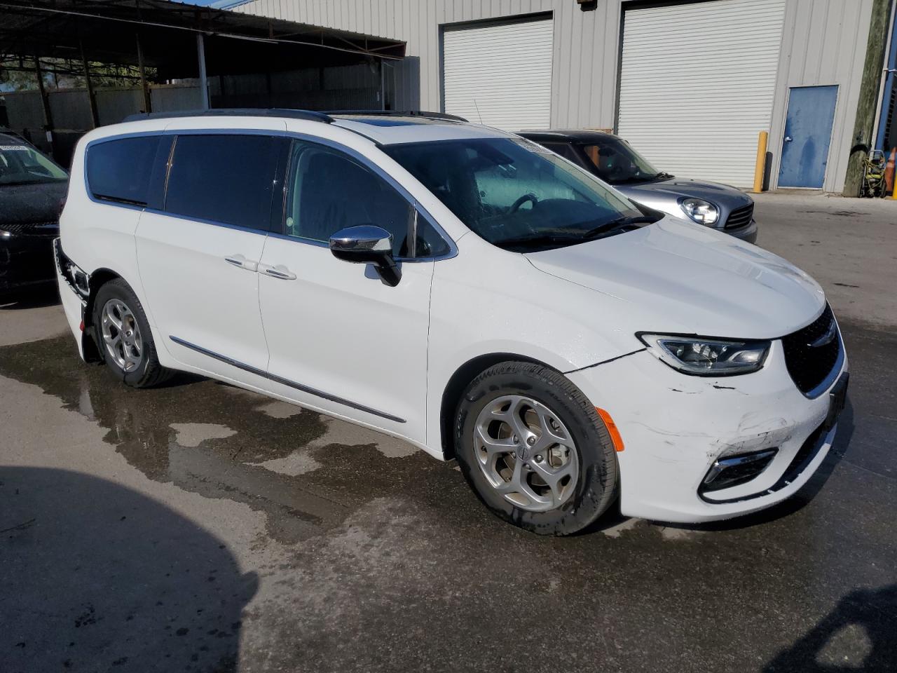 Lot #2529108794 2023 CHRYSLER PACIFICA L