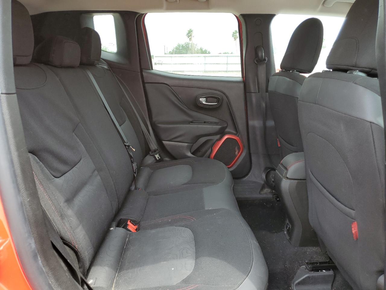 ZACCJBCT7GPE06311 2016 Jeep Renegade Trailhawk