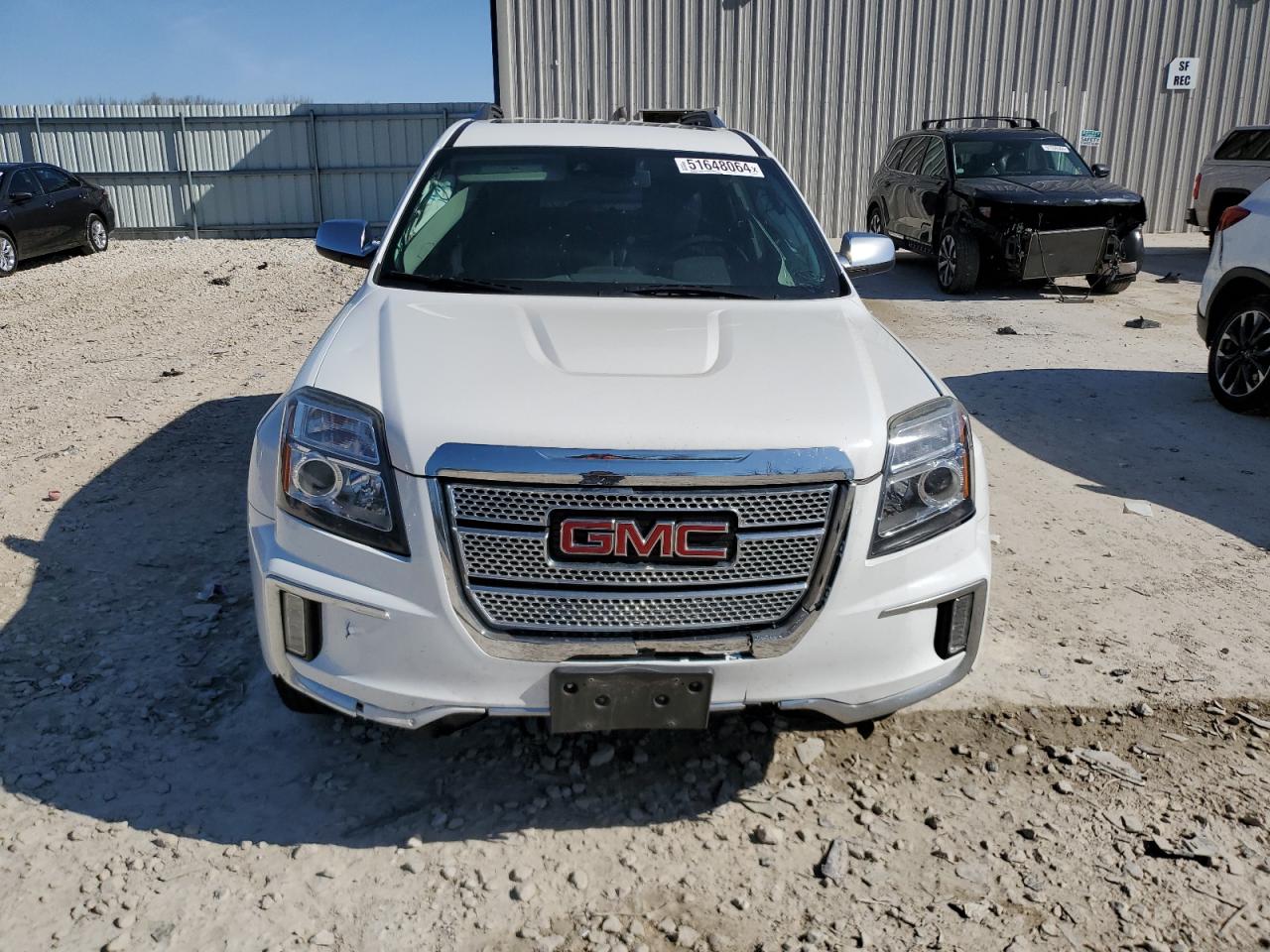2GKFLVE39G6143911 2016 GMC Terrain Denali