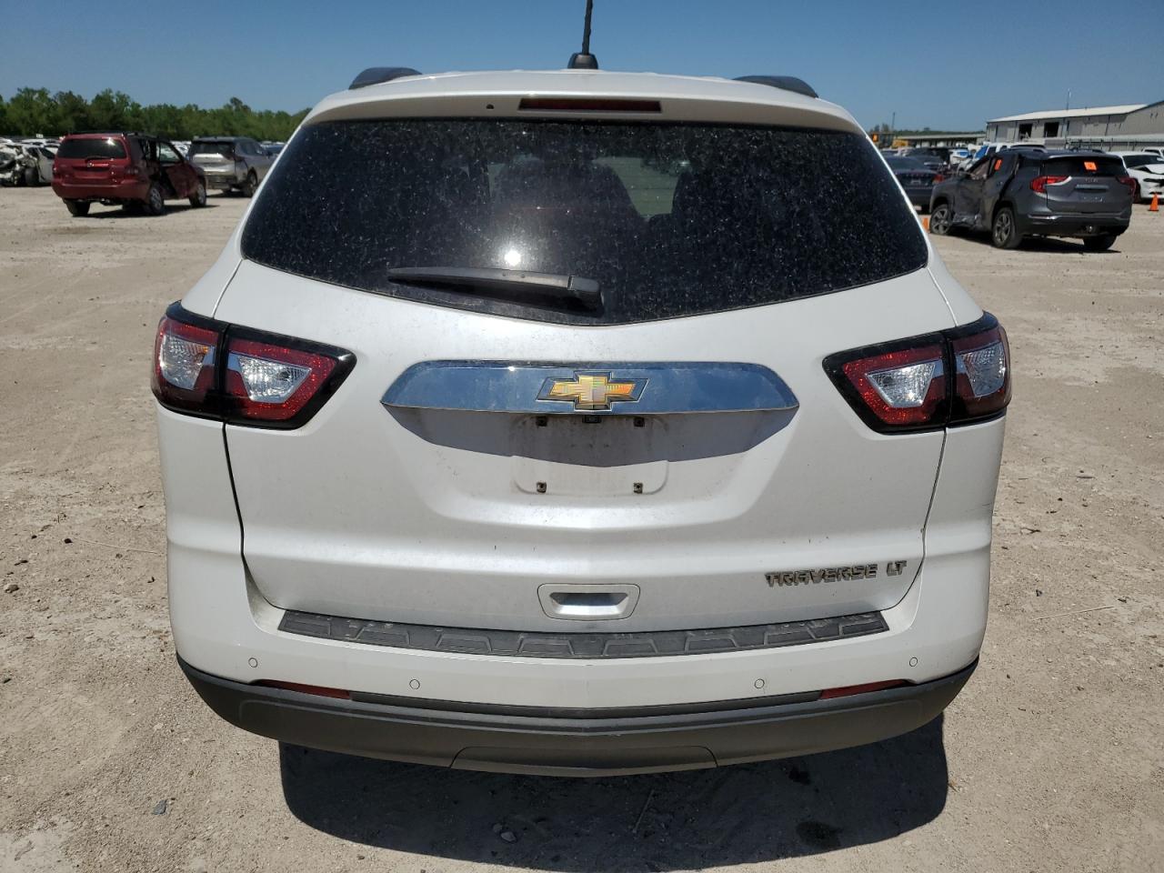 1GNKRHKD6GJ203564 2016 Chevrolet Traverse Lt