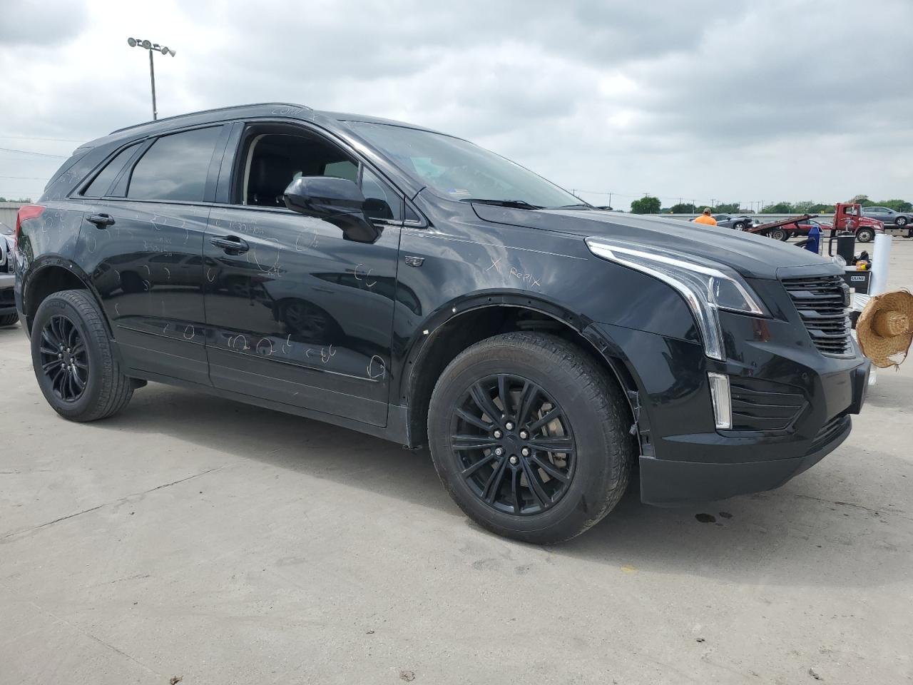 2019 Cadillac Xt5 Luxury vin: 1GYKNCRS5KZ175949