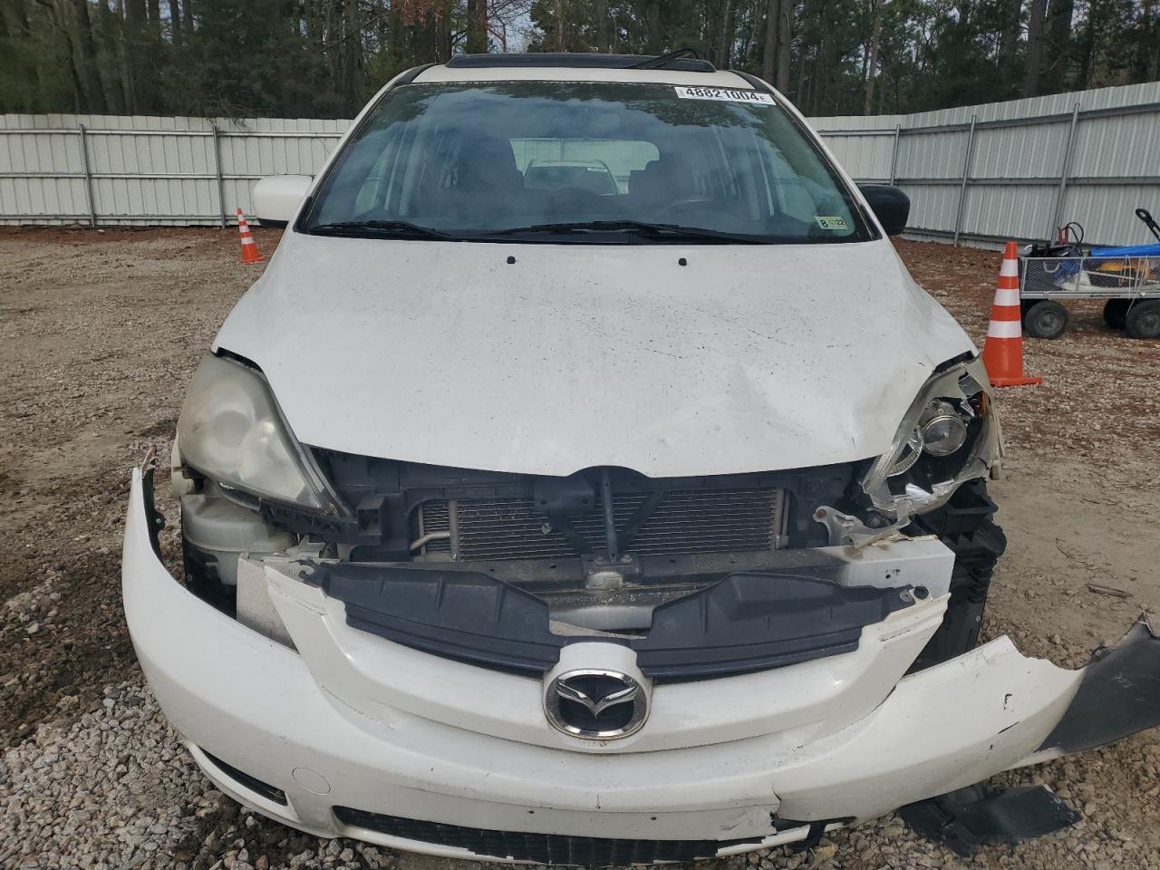 JM1CR293560106268 2006 Mazda 5