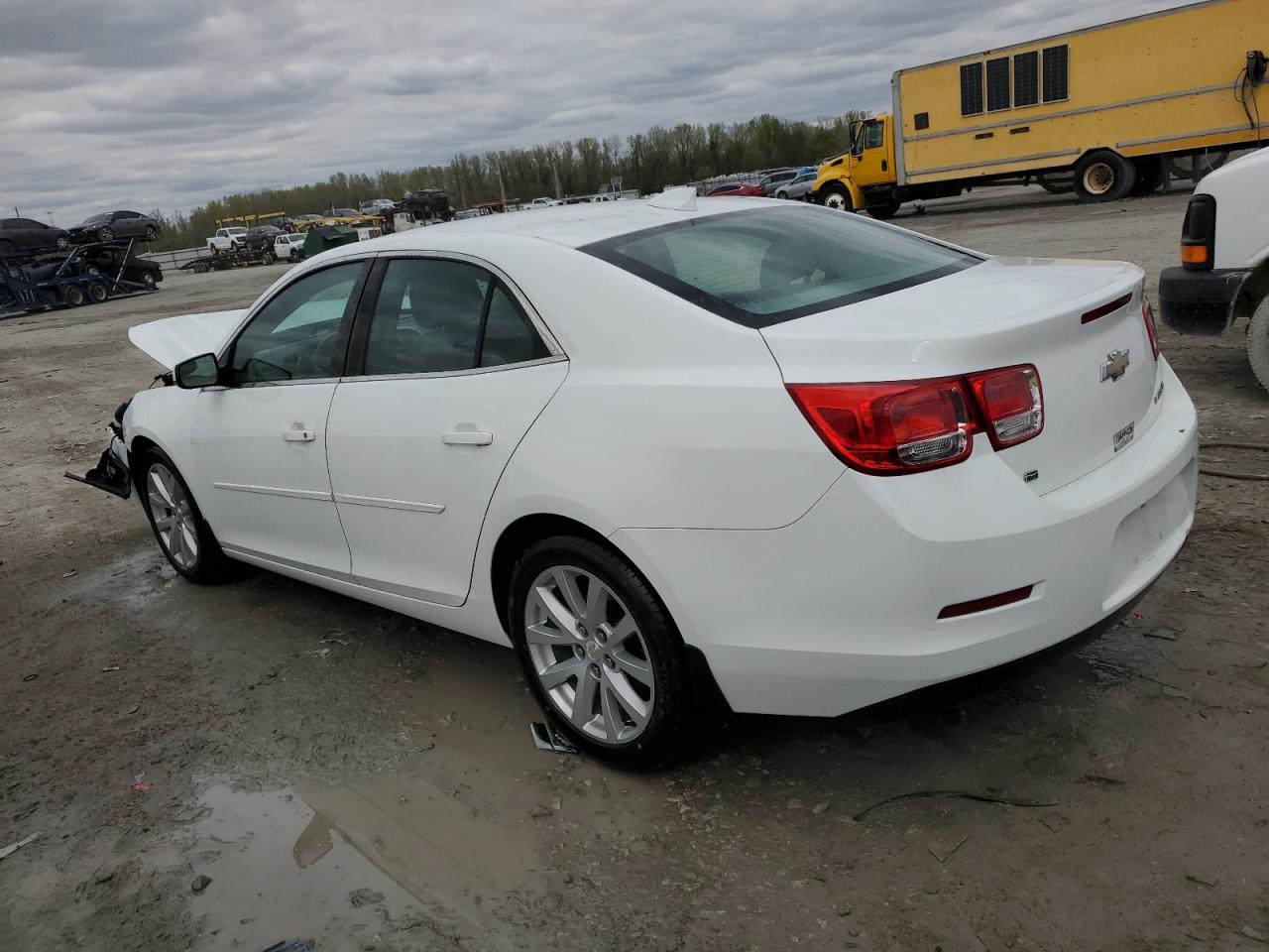 1G11D5SL7FU121213 2015 Chevrolet Malibu 2Lt