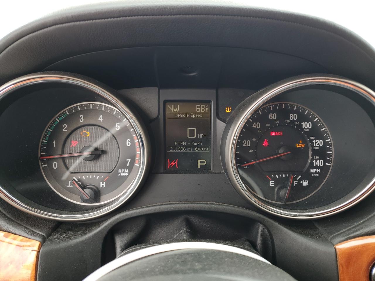 1C4RJFCT0CC182377 2012 Jeep Grand Cherokee Overland