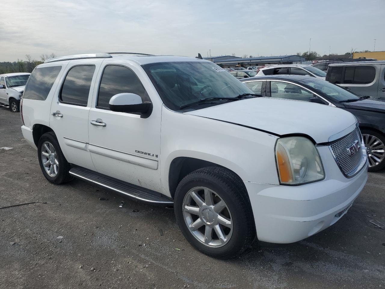 1GKFK63857J240081 2007 GMC Yukon Denali