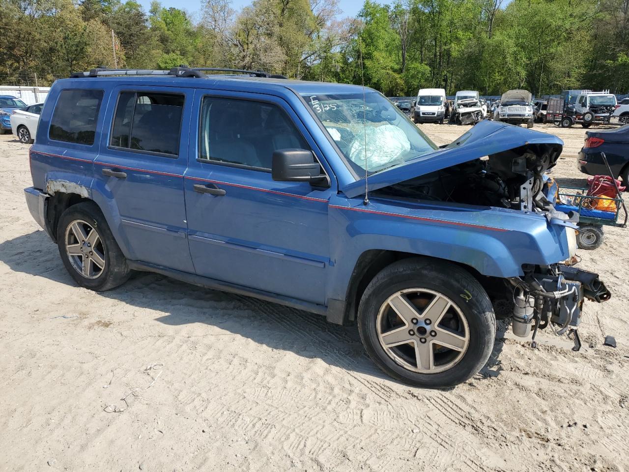 1J8FF48WX7D395194 2007 Jeep Patriot Limited