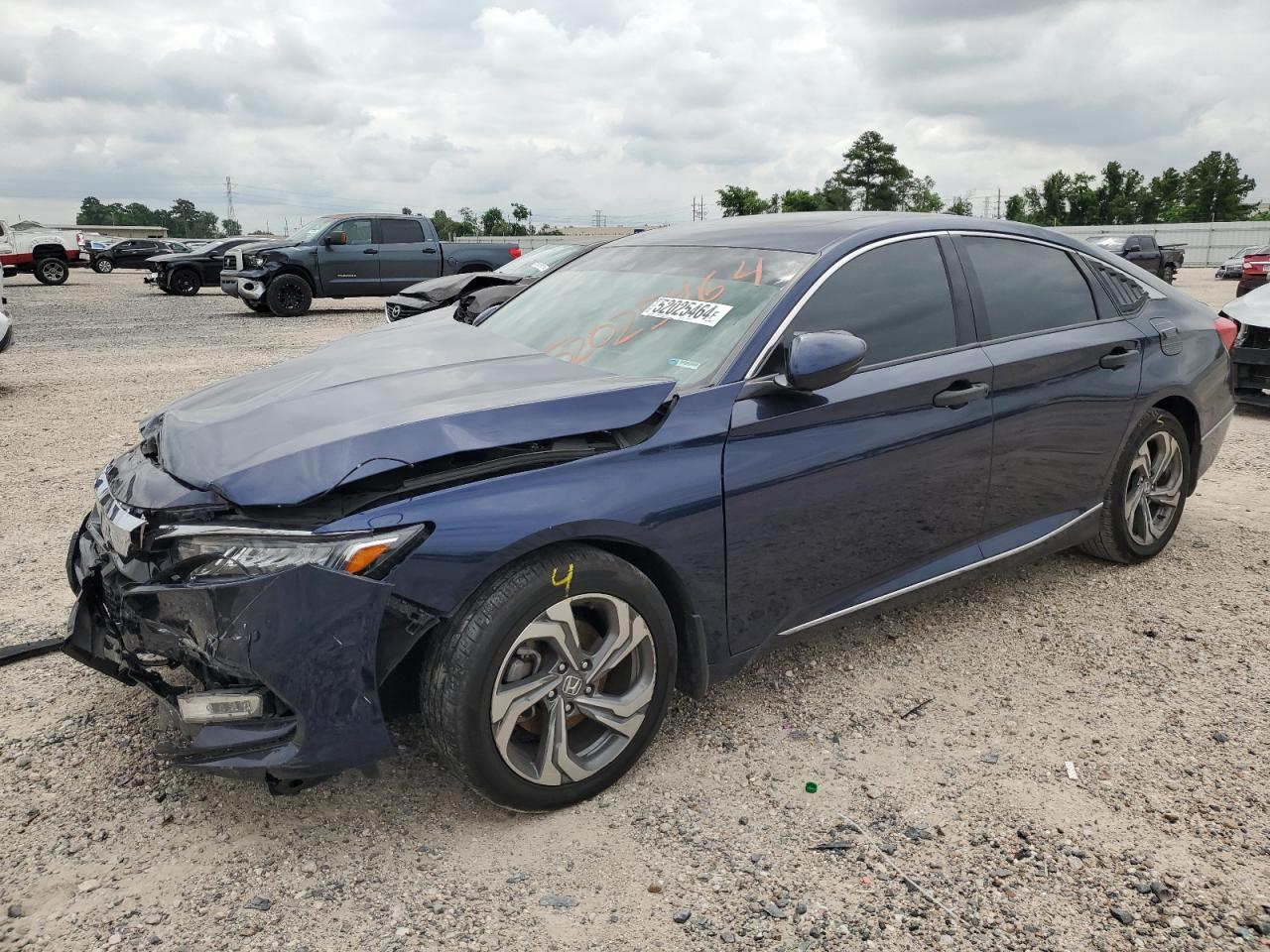 1HGCV1F62JA227610 2018 Honda Accord Exl