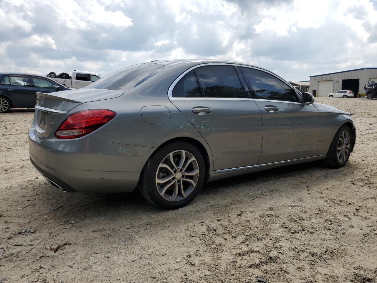 55SWF4JB7GU145644 2016 Mercedes-Benz C 300