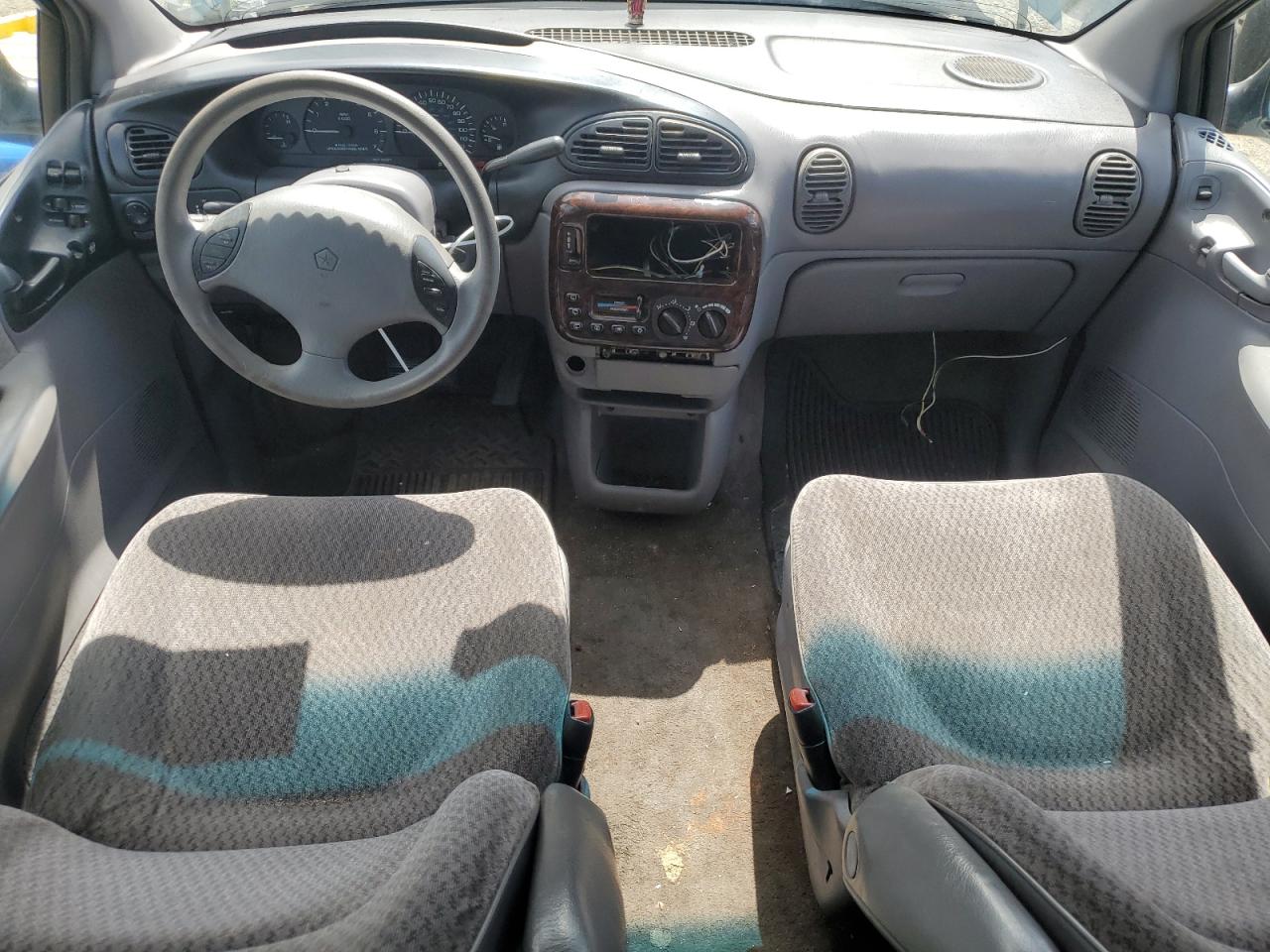 2B4GP44R6YR628587 2000 Dodge Grand Caravan Se