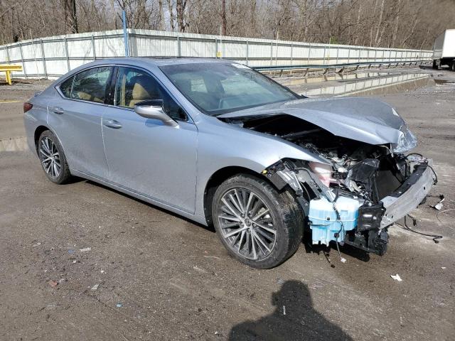 58ADA1C10PU032088 Lexus ES300 ES 300H BA 4