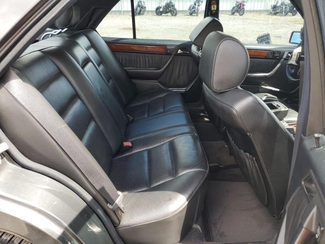 1994 Mercedes-Benz E 320 VIN: WDBEA32E0RC145000 Lot: 52961254