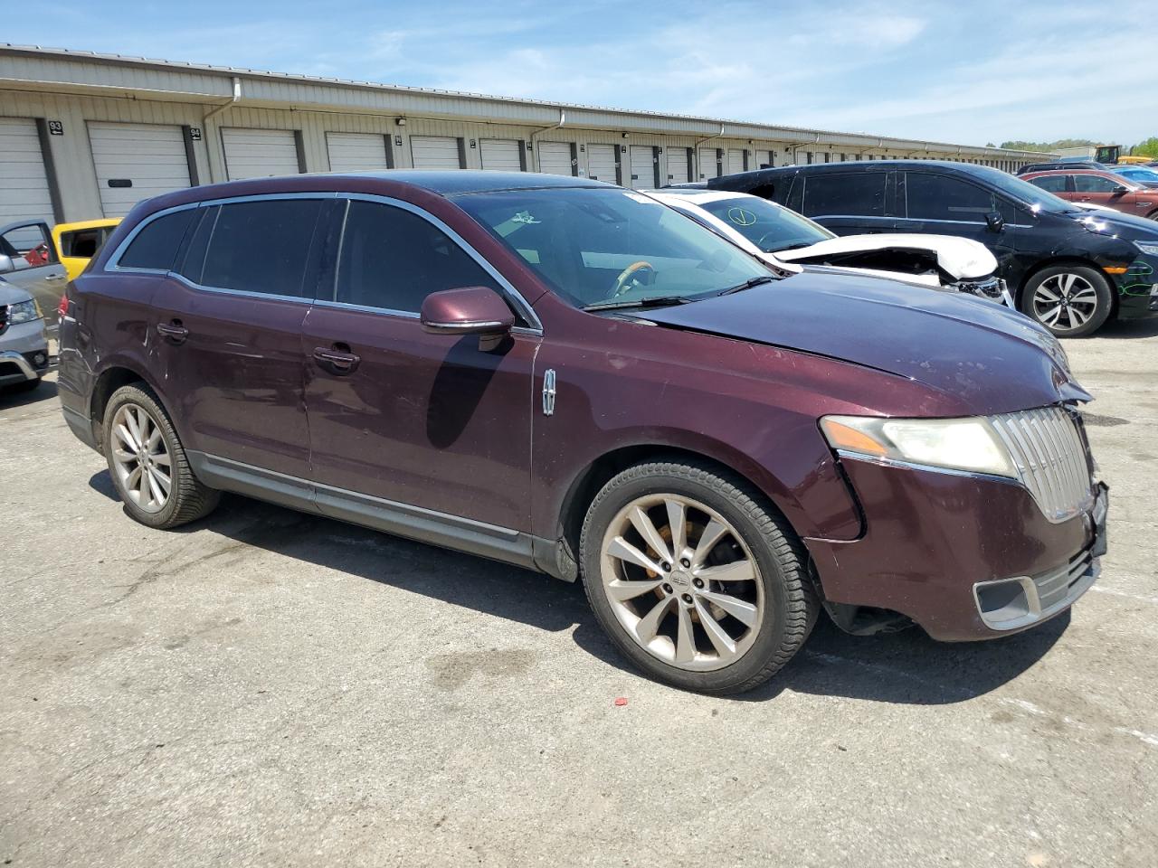 2LMHJ5AT2BBJ54636 2011 Lincoln Mkt