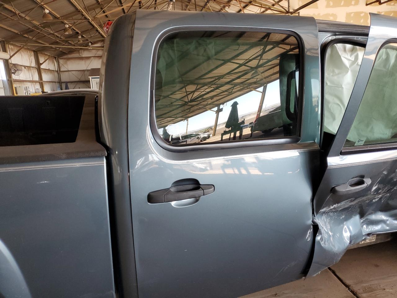 3GTP1VE02BG339889 2011 GMC Sierra C1500 Sle