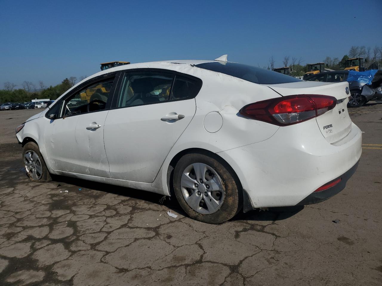 3KPFK4A79HE041463 2017 Kia Forte Lx