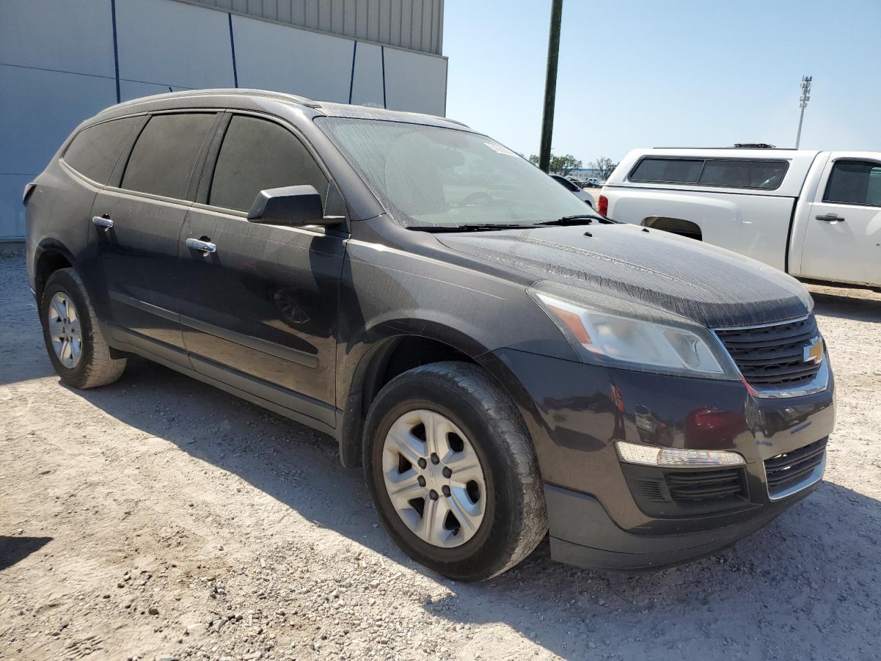 1GNKRFKD6GJ303457 2016 Chevrolet Traverse Ls