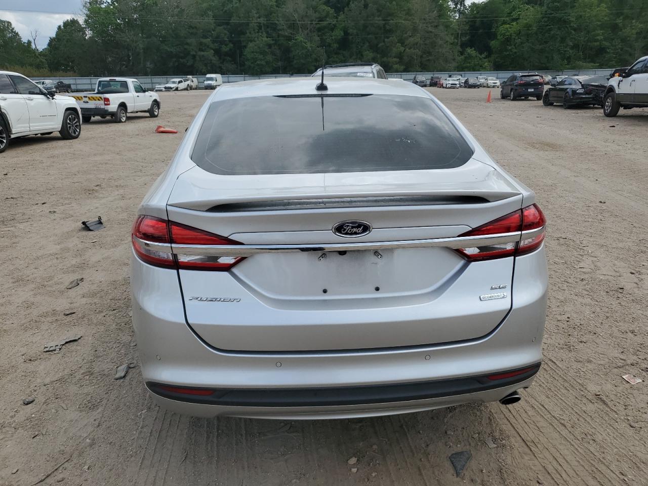 2018 Ford Fusion Se vin: 3FA6P0HD0JR217424