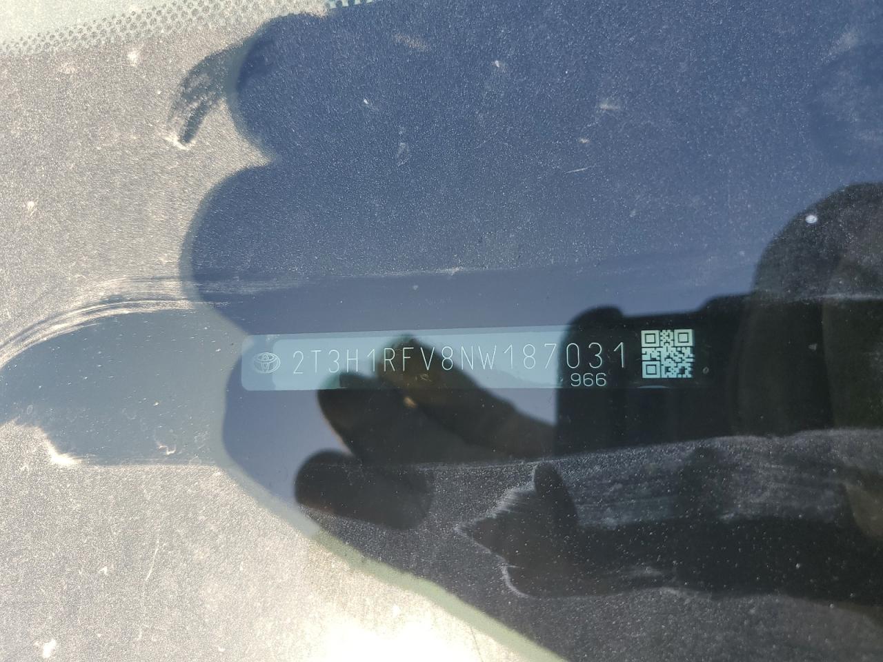 2T3H1RFV8NW187031 2022 Toyota Rav4 Le