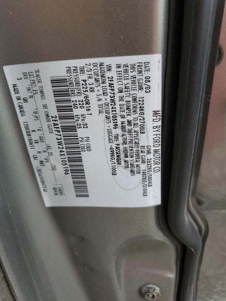 2FAFP73W24X105196 2004 Ford Crown Victoria