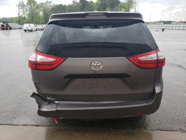 Lot #2441022026 2019 TOYOTA SIENNA salvage car