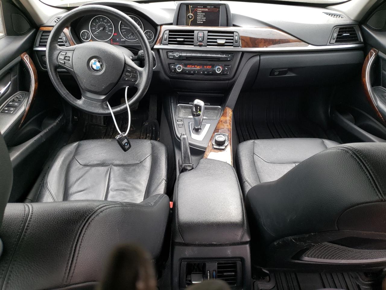 WBA3B3C58DF540275 2013 BMW 328 Xi