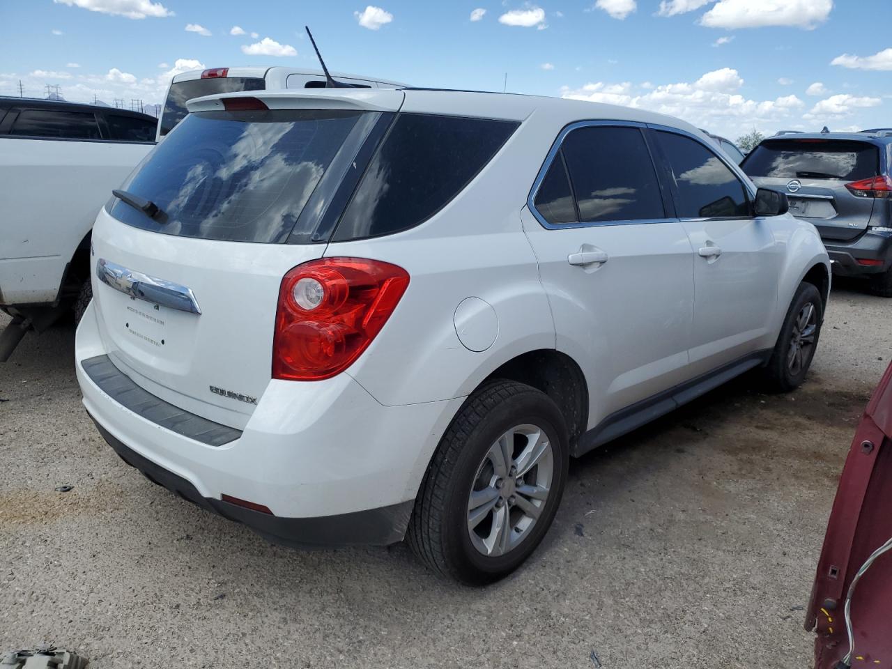2014 Chevrolet Equinox Ls vin: 1GNALAEKXEZ125173