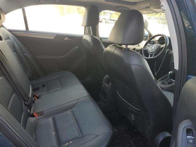 2016 VOLKSWAGEN JETTA SE - 3VWD67AJ5GM395443