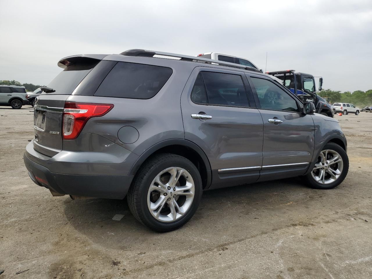 2014 Ford Explorer Limited vin: 1FM5K7F83EGA70429