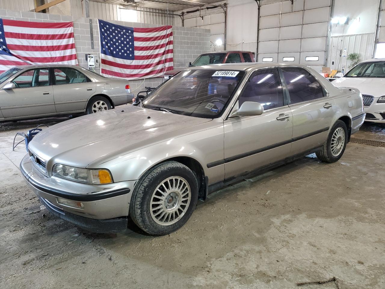 JH4KA7668NC003436 1992 Acura Legend L