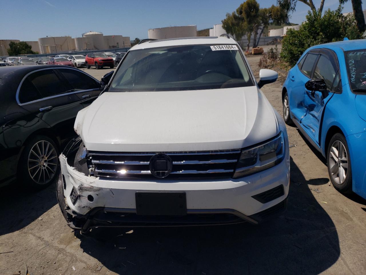 3VV2B7AX6KM015580 2019 Volkswagen Tiguan Se