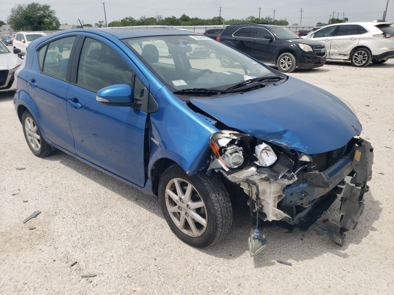 JTDKDTB36E1572908 2014 Toyota Prius C