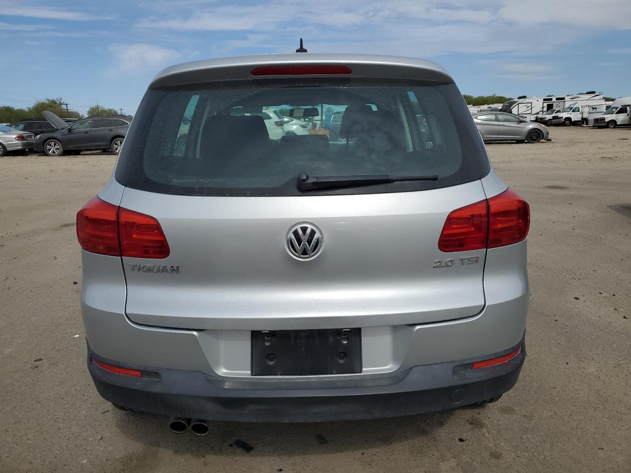 2013 Volkswagen Tiguan S vin: WVGAV7AX4DW557731