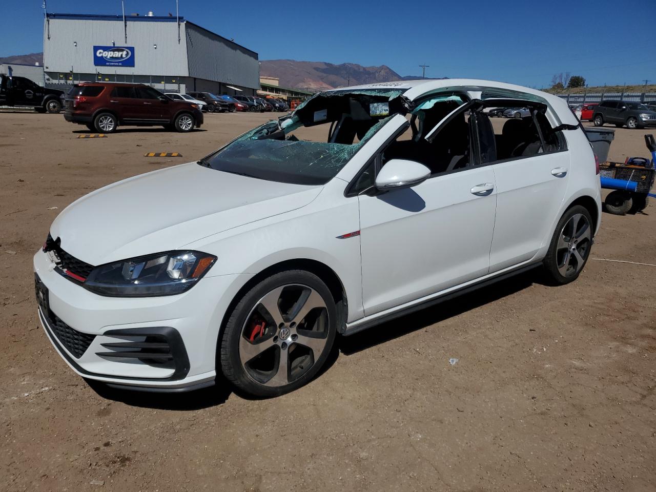 3VW447AUXJM279274 2018 Volkswagen Gti S/Se