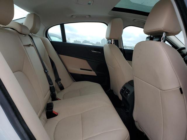 2019 Jaguar Xe Premium VIN: SAJAD4GX1KCP43837 Lot: 50721364
