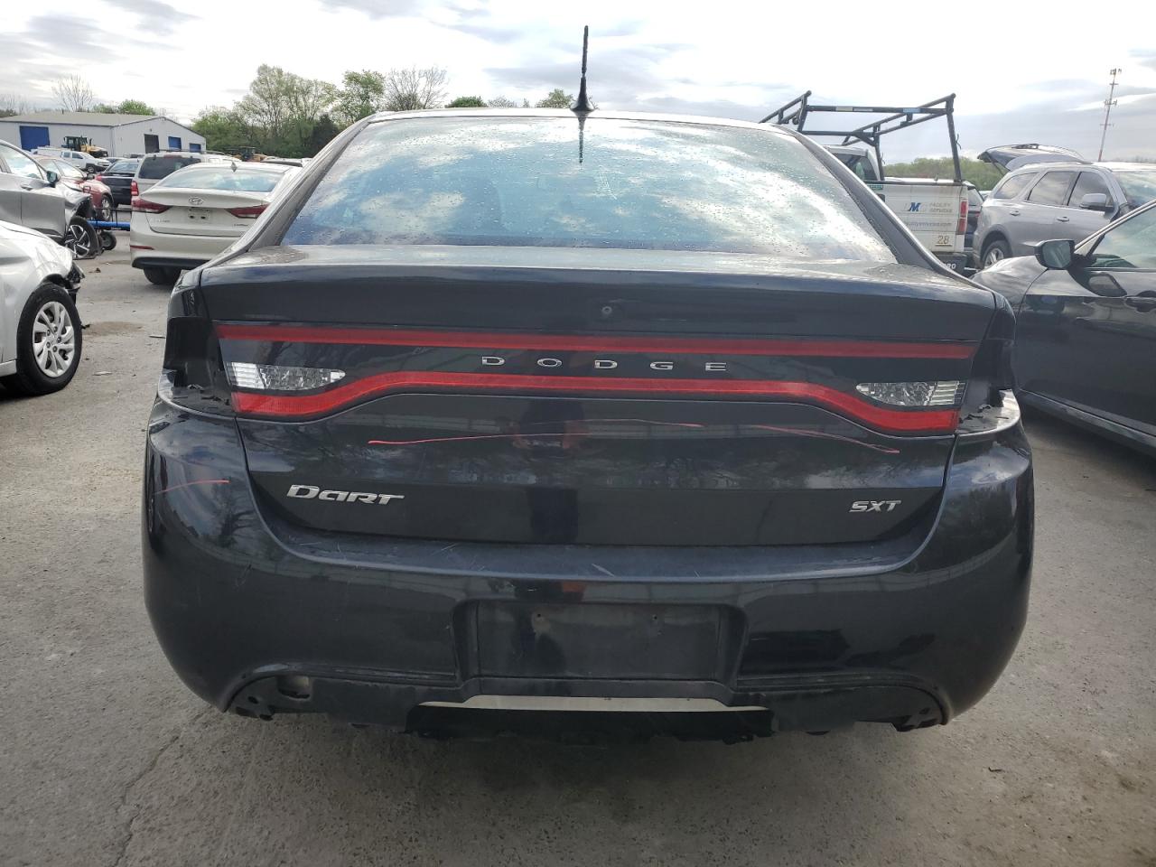 1C3CDFBB1FD352805 2015 Dodge Dart Sxt