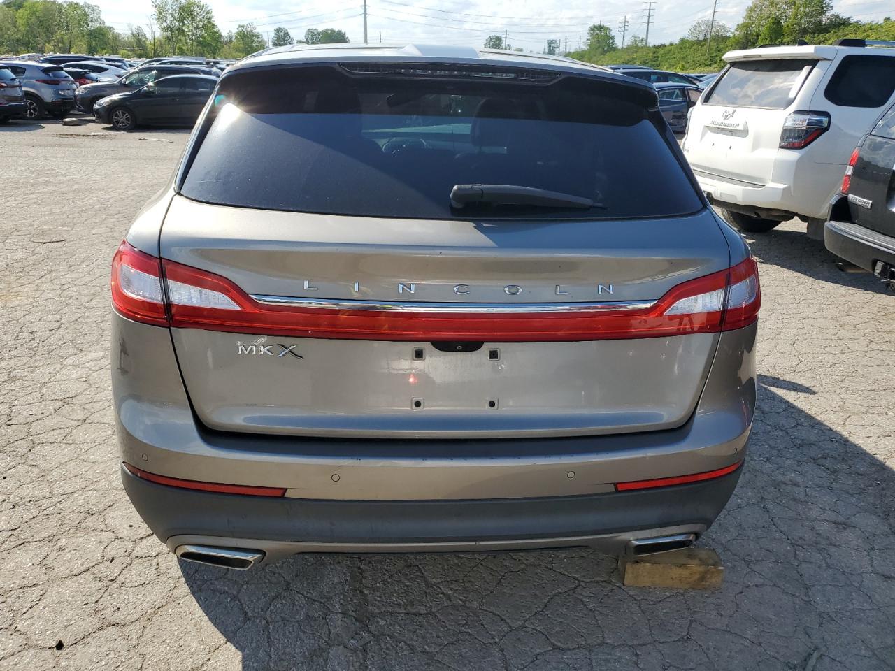 2LMPJ6LR6GBL22059 2016 Lincoln Mkx Reserve