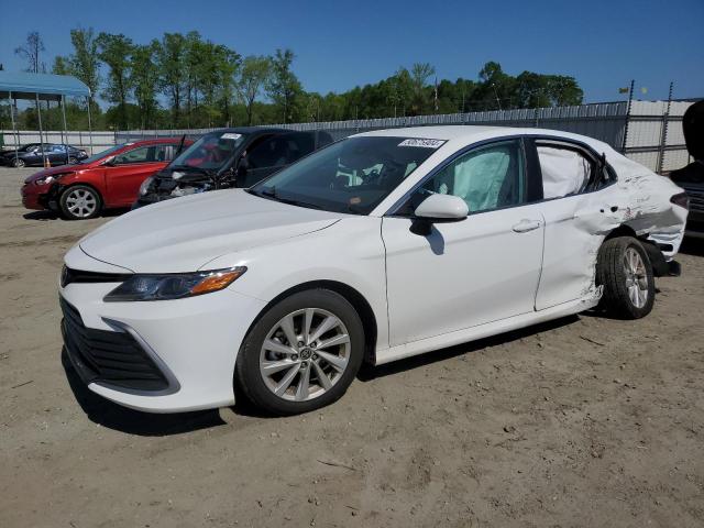 2024 Toyota Camry, LE