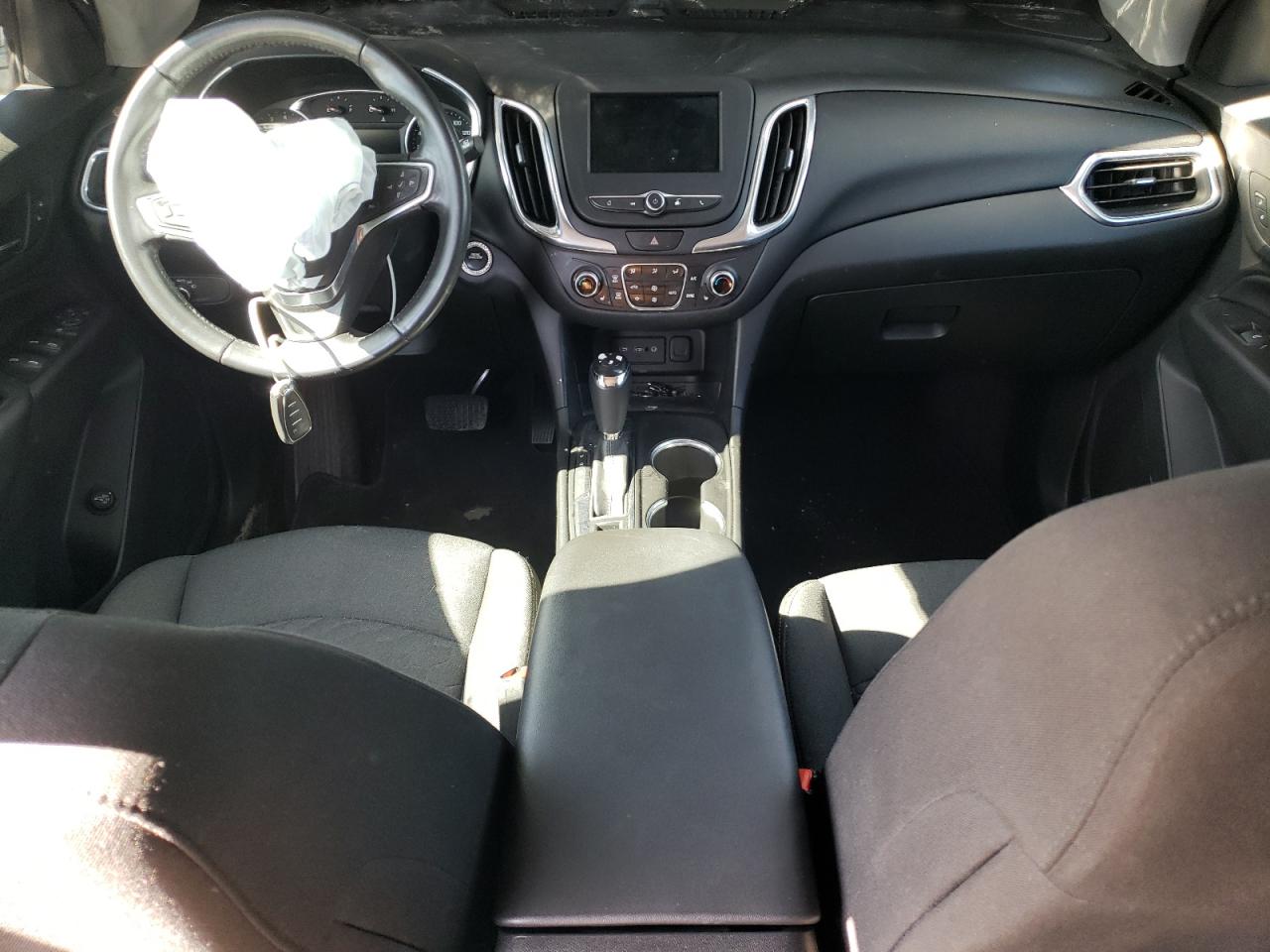 2GNAXUEVXK6253811 2019 Chevrolet Equinox Lt