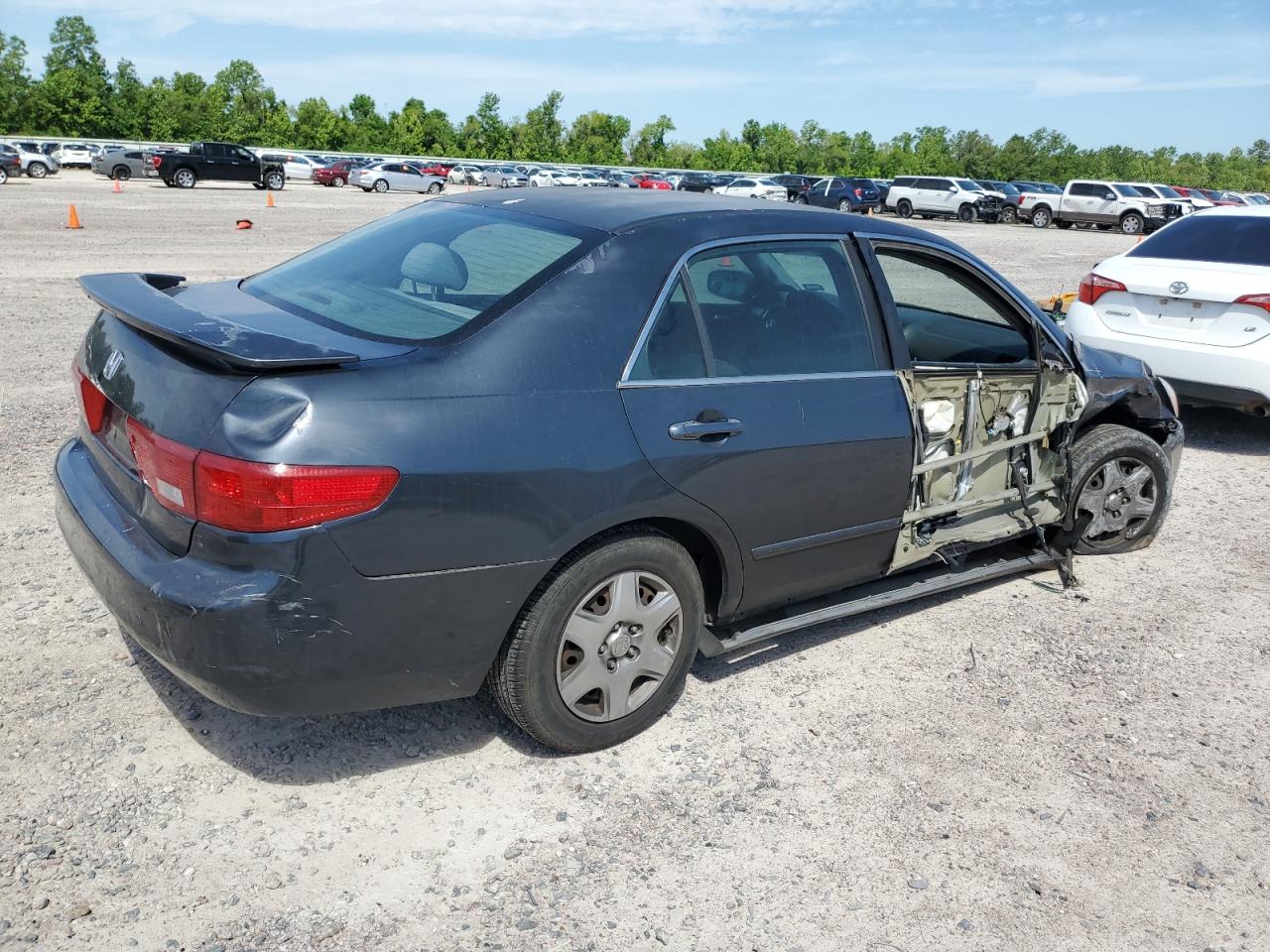 3HGCM56435G706117 2005 Honda Accord Lx