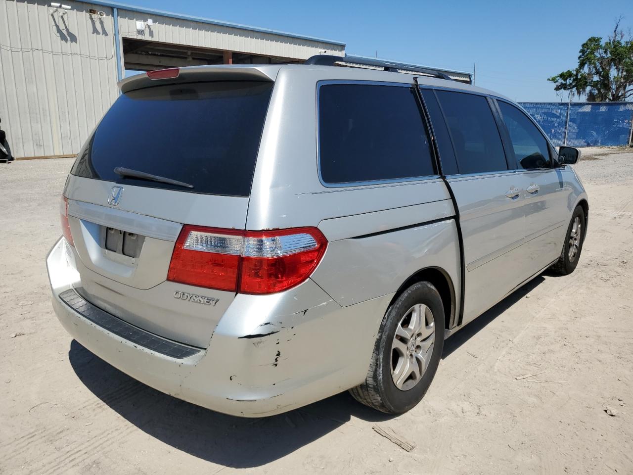 5FNRL38705B044638 2005 Honda Odyssey Exl