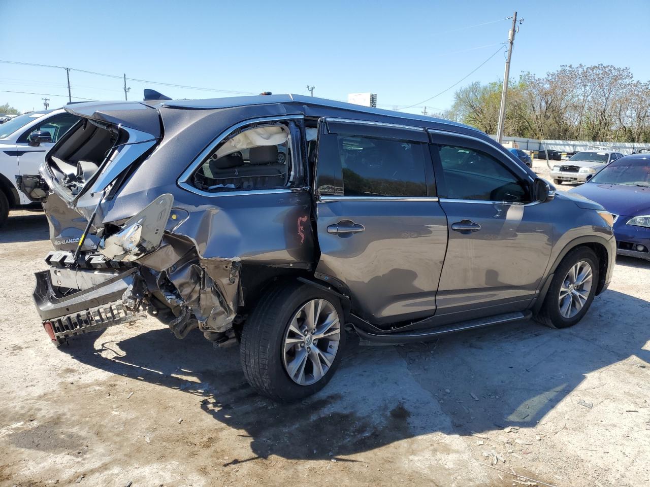 5TDKKRFH2FS104774 2015 Toyota Highlander Xle