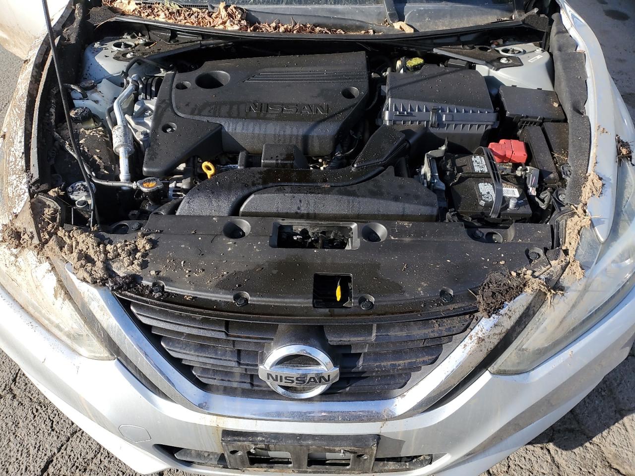 1N4AL3AP1HN303785 2017 Nissan Altima 2.5