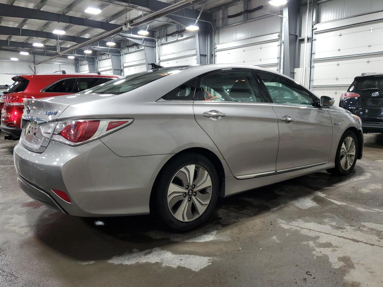 2013 Hyundai Sonata Hybrid vin: KMHEC4A46DA050855