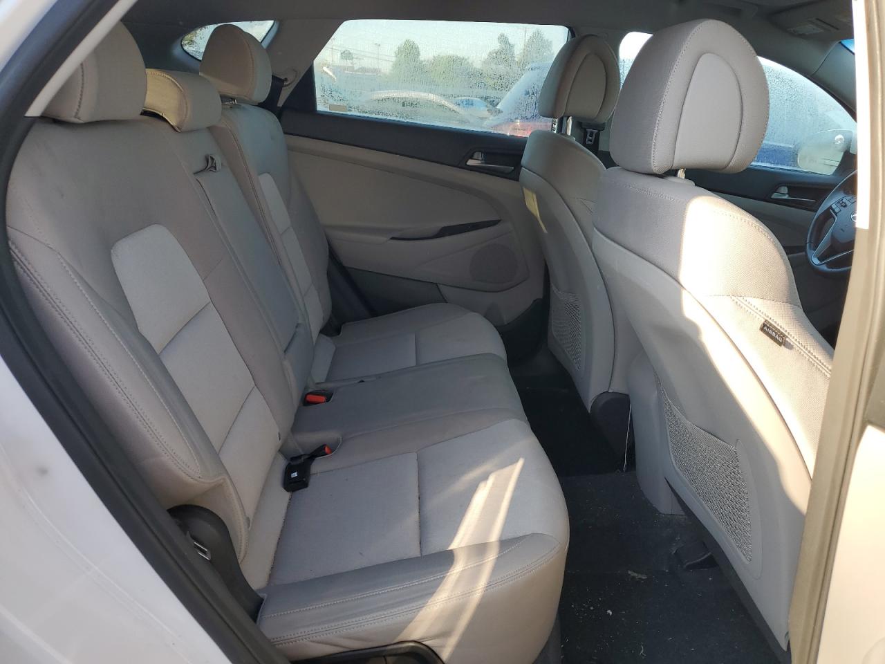 KM8J33A25GU190339 2016 Hyundai Tucson Limited