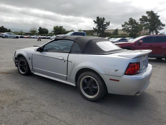 FORD MUSTANG GT 2000 1