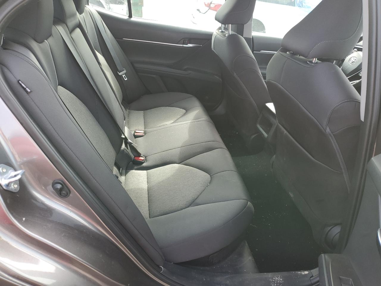 4T1C31AK0NU570098 2022 Toyota Camry Le