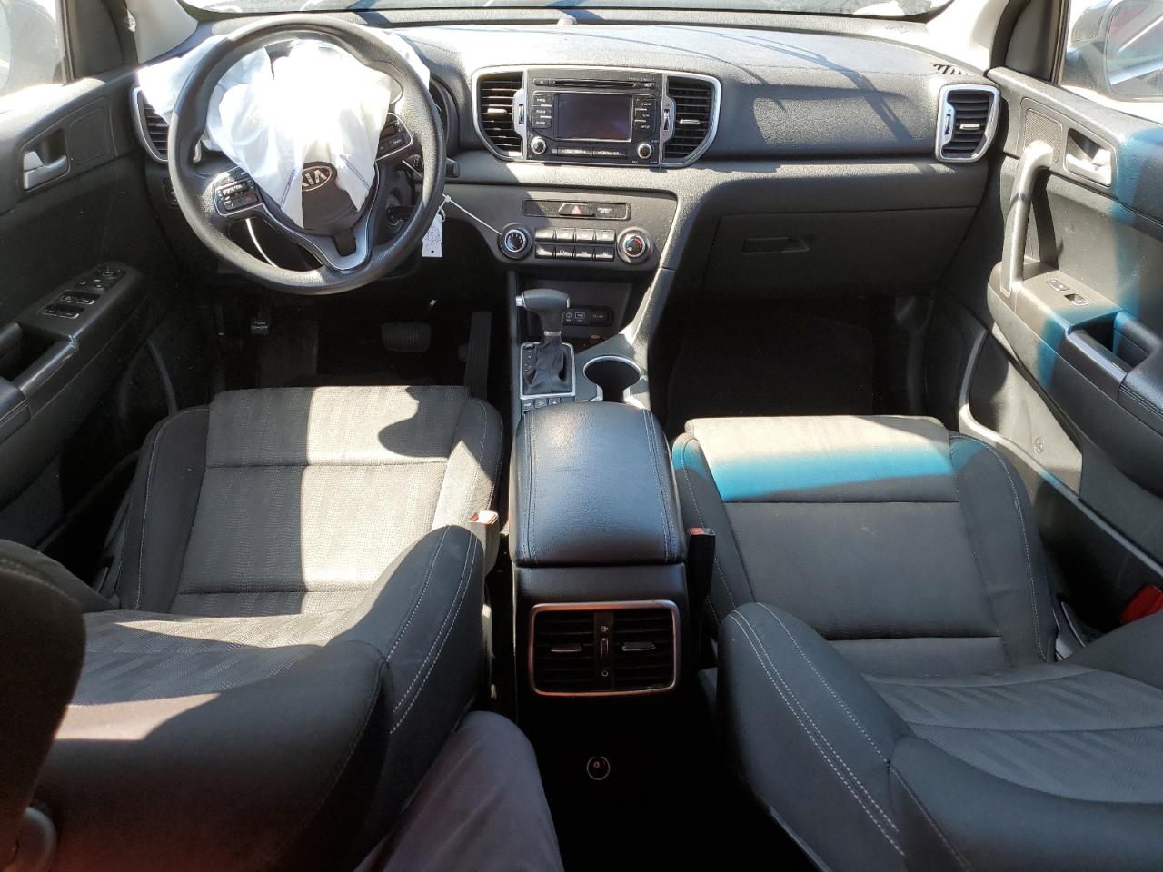 KNDPMCAC5H7272317 2017 Kia Sportage Lx